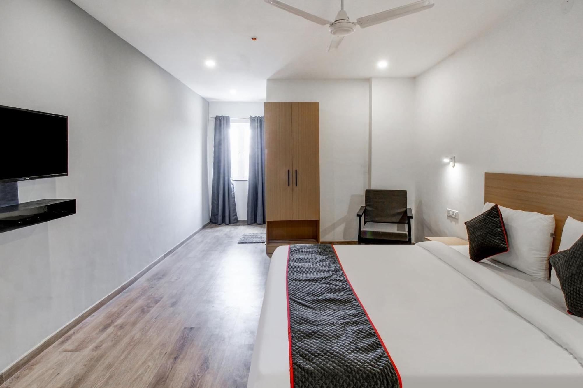 Hotel Super Townhouse Rcc Majestic 397 Lb Nagar à Haïdarabad Extérieur photo