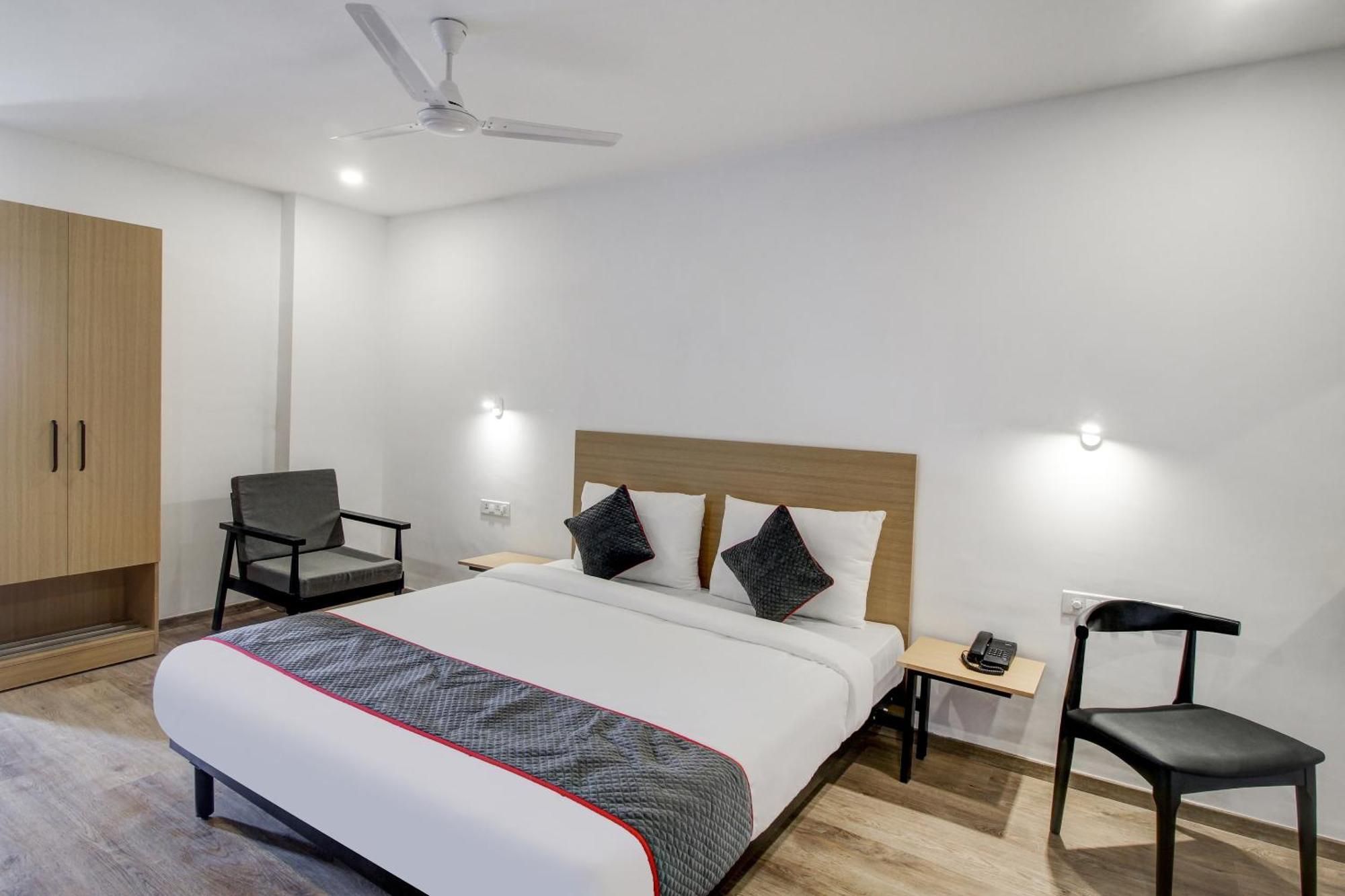Hotel Super Townhouse Rcc Majestic 397 Lb Nagar à Haïdarabad Extérieur photo