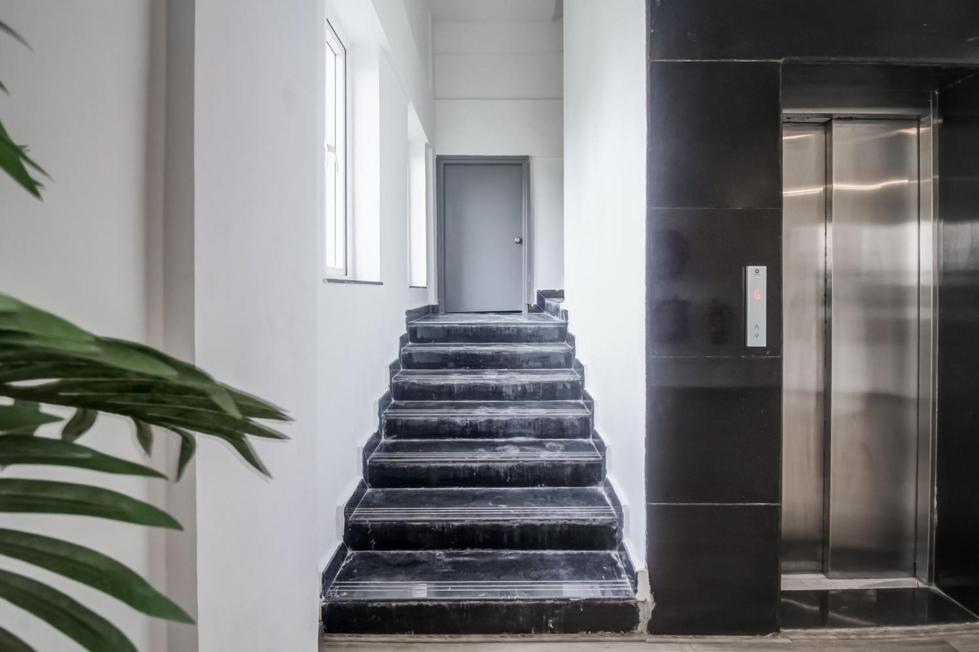 Hotel Super Townhouse Rcc Majestic 397 Lb Nagar à Haïdarabad Extérieur photo