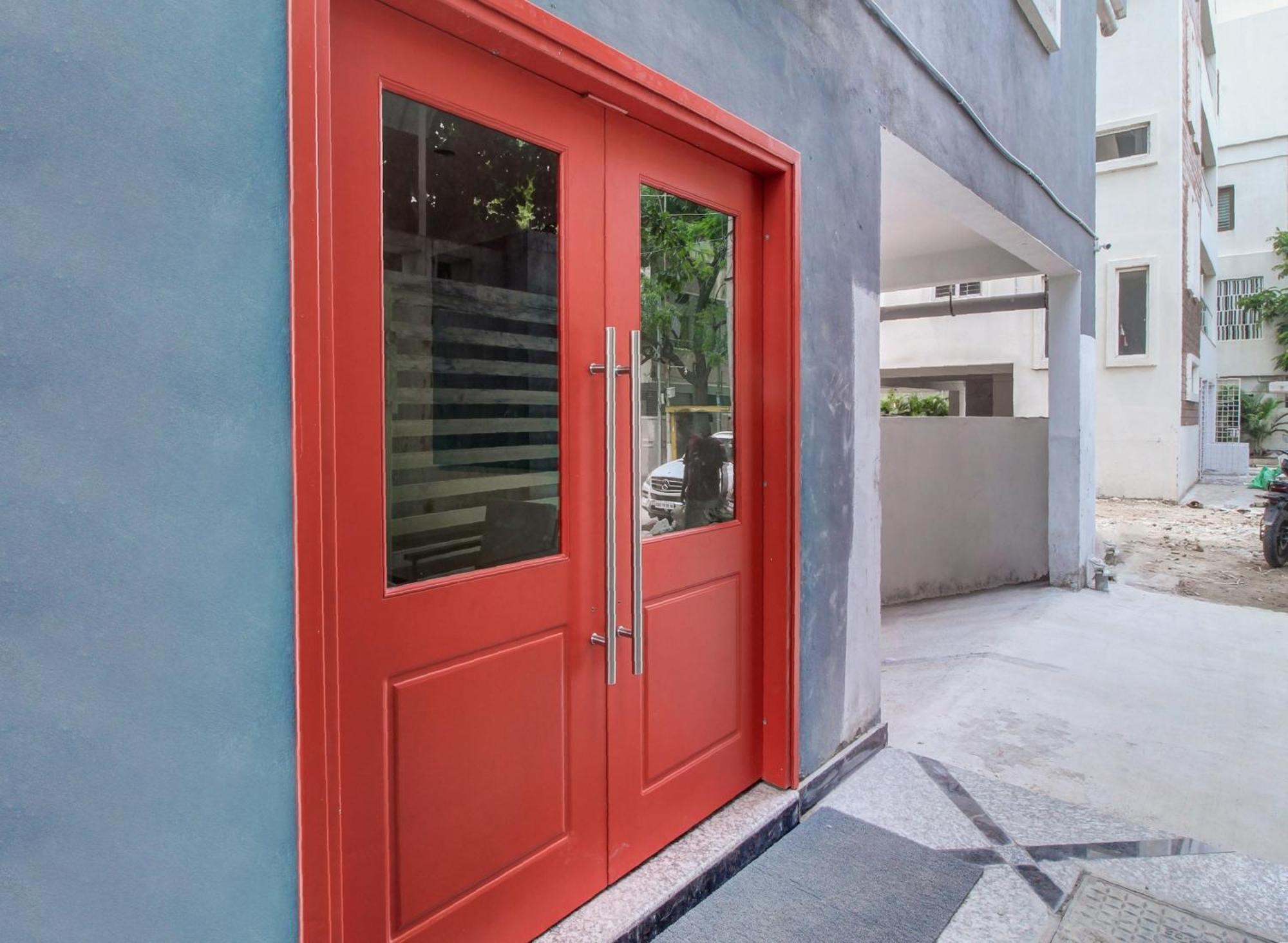Hotel Super Townhouse Rcc Majestic 397 Lb Nagar à Haïdarabad Extérieur photo